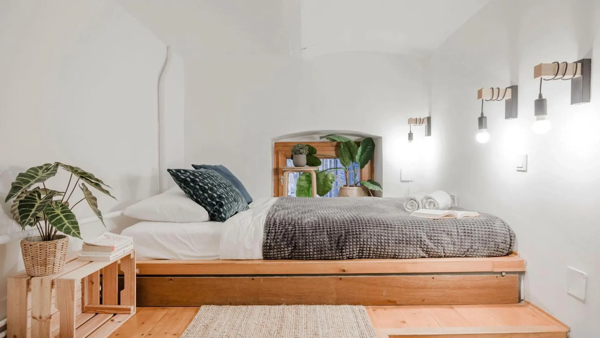 Διαμέρισμα Wellness Wonderland: Garden, Sauna, Jacuzzi In Cbd Βουδαπέστη Ουγγαρία