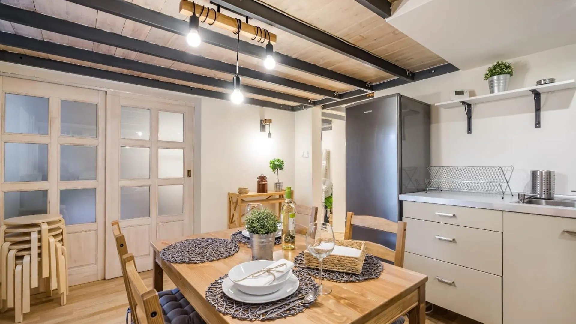 Διαμέρισμα Wellness Wonderland: Garden, Sauna, Jacuzzi In Cbd Βουδαπέστη
